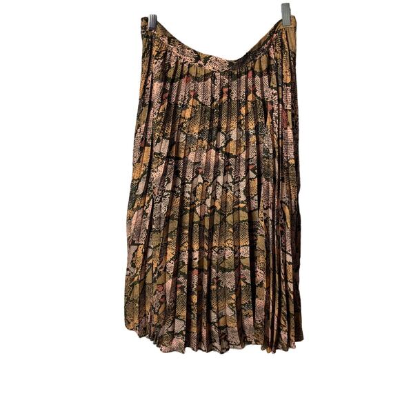 Banana Republic Snake Print Pleated Midi Skirt Women's Size 10 - Picture 7 of 11